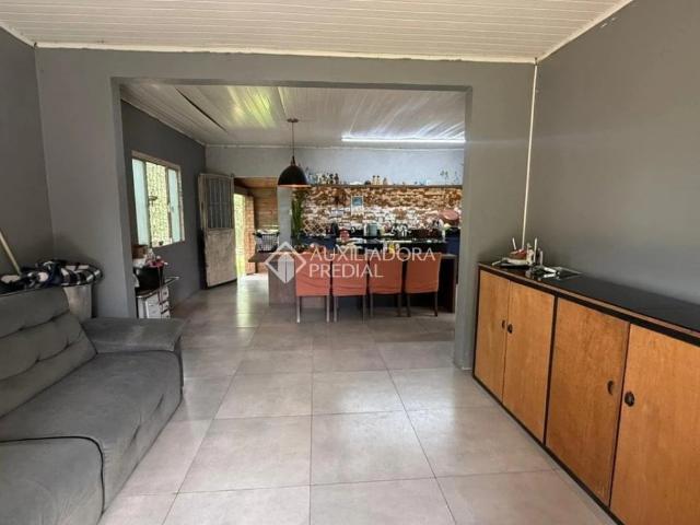Casa / Sobrado para Venda em Porto Alegre/RS Lageado 1 Quartos