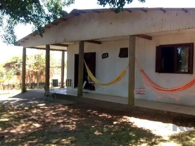 Casa / Sobrado para Venda em Porto Alegre/RS Lageado 3 Quartos