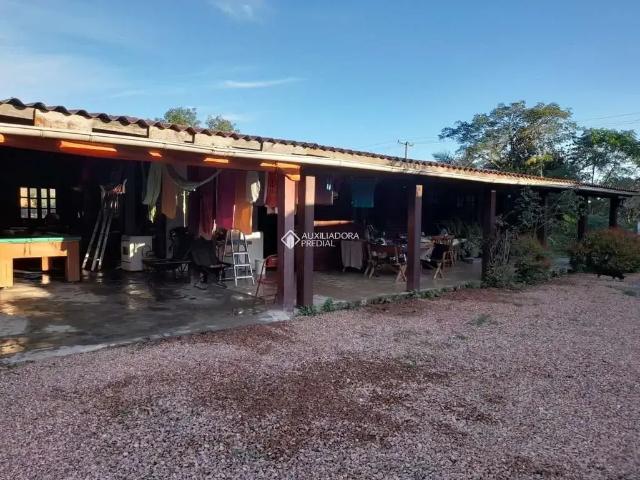 Casa / Sobrado para Venda em Porto Alegre/RS Lageado 3 Quartos