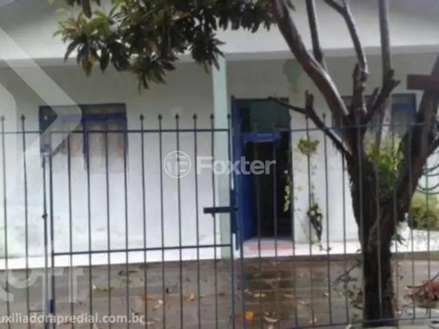 Casa / Sobrado para Venda em Porto Alegre/RS Lomba do Pinheiro 3 Quartos