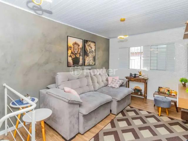 Casa / Sobrado para Venda em Porto Alegre/RS Mário Quintana 4 Quartos