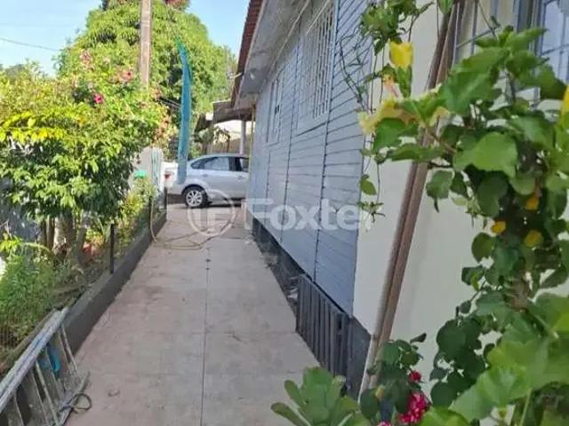 Casa / Sobrado para Venda em Porto Alegre/RS Mário Quintana 1 Quartos