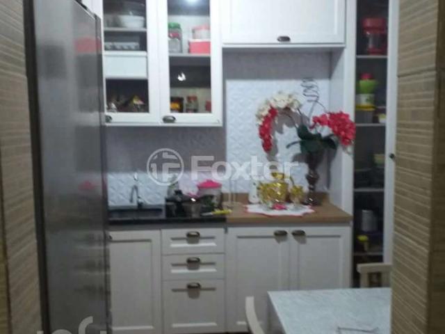 Casa / Sobrado para Venda em Porto Alegre/RS Mário Quintana 2 Quartos