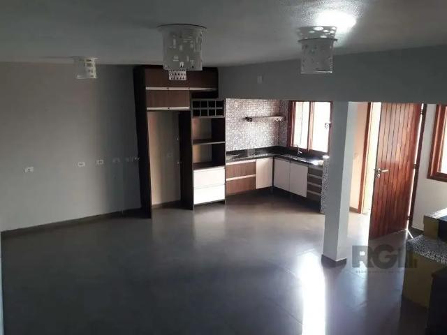 Casa / Sobrado para Venda em Porto Alegre/RS Mário Quintana 2 Quartos
