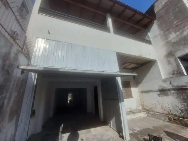 Casa / Sobrado para Venda em Porto Alegre/RS Menino Deus 4 Quartos