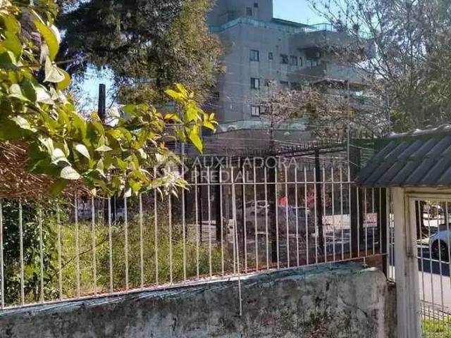 Casa / Sobrado para Venda em Porto Alegre/RS Menino Deus 2 Quartos