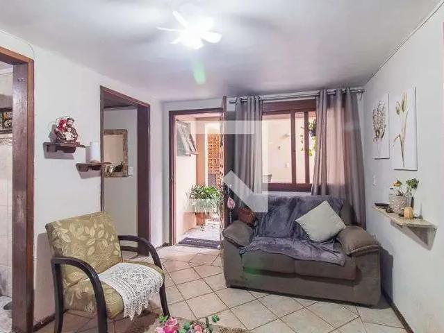 Casa / Sobrado para Venda em Porto Alegre/RS Medianeira 2 Quartos