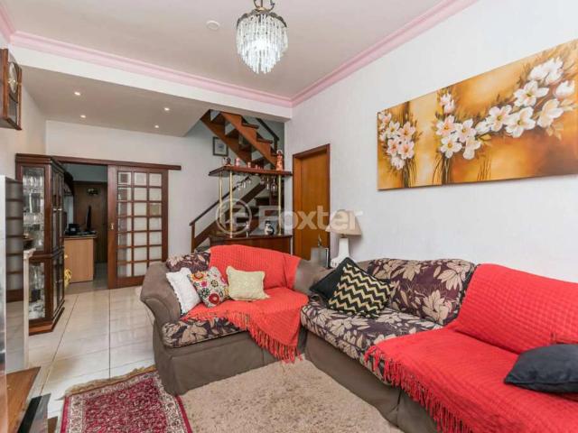 Casa / Sobrado para Venda em Porto Alegre/RS Medianeira 3 Quartos