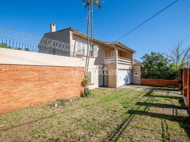 Casa / Sobrado para Venda em Porto Alegre/RS Medianeira 3 Quartos