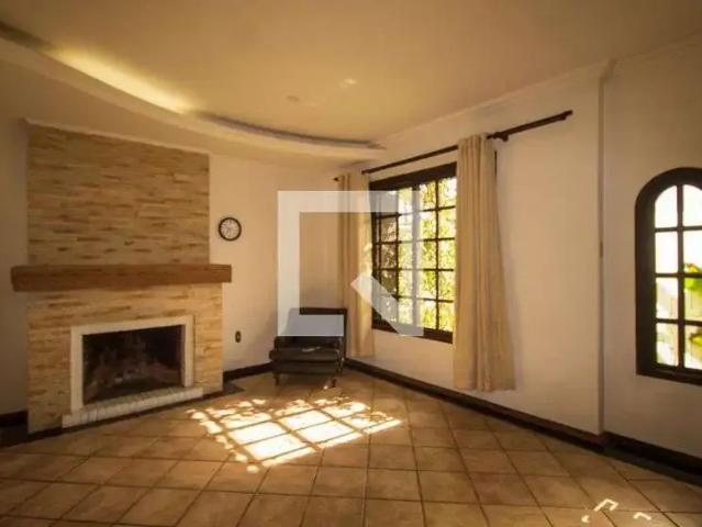 Casa / Sobrado para Venda em Porto Alegre/RS Medianeira 3 Quartos