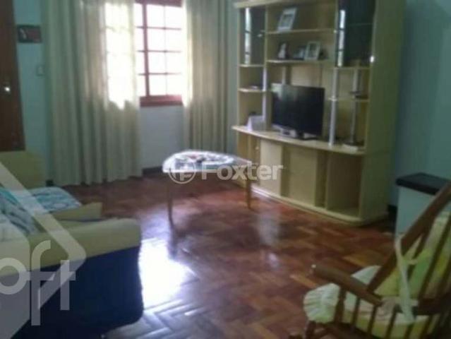 Casa / Sobrado para Venda em Porto Alegre/RS Medianeira 4 Quartos