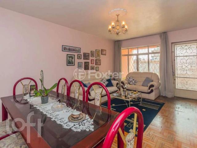 Casa / Sobrado para Venda em Porto Alegre/RS Medianeira 4 Quartos