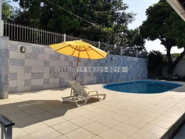 Casa / Sobrado para Venda em Porto Alegre/RS Medianeira 4 Quartos