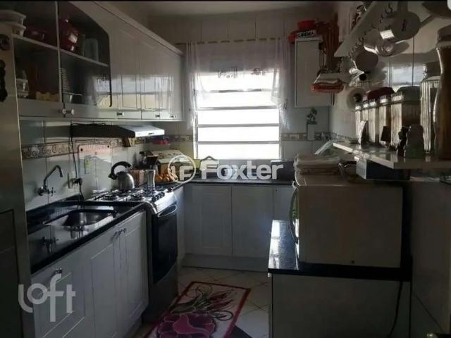 Casa / Sobrado para Venda em Porto Alegre/RS Medianeira 4 Quartos