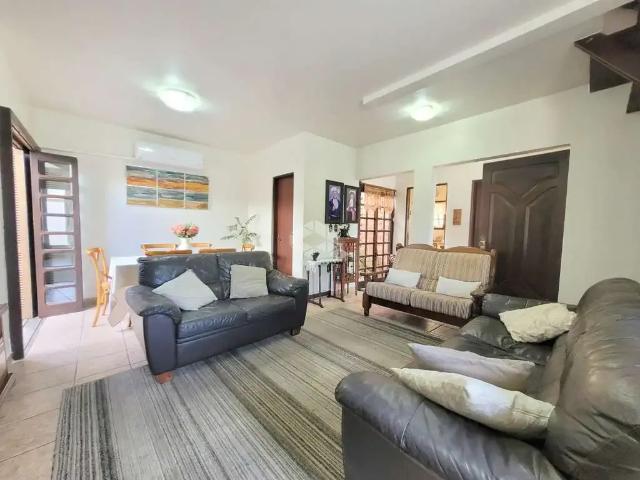 Casa / Sobrado para Venda em Porto Alegre/RS Morro Santana 3 Quartos