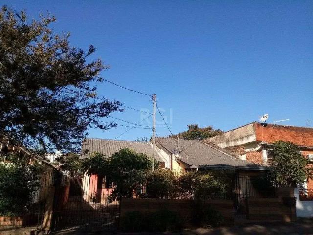 Casa / Sobrado para Venda em Porto Alegre/RS Morro Santana 3 Quartos