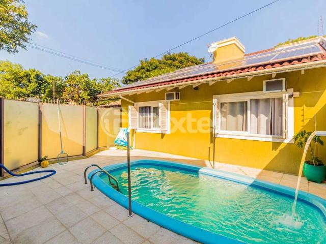 Casa / Sobrado para Venda em Porto Alegre/RS Morro Santana 4 Quartos