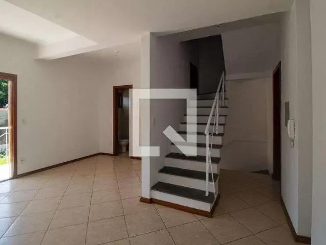 Casa / Sobrado para Venda em Porto Alegre/RS Nonoai 3 Quartos