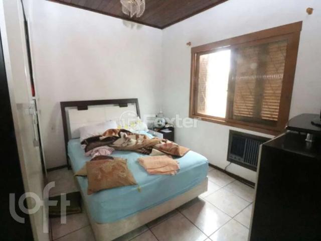 Casa / Sobrado para Venda em Porto Alegre/RS Nonoai 3 Quartos