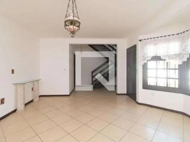 Casa / Sobrado para Venda em Porto Alegre/RS Nonoai 3 Quartos