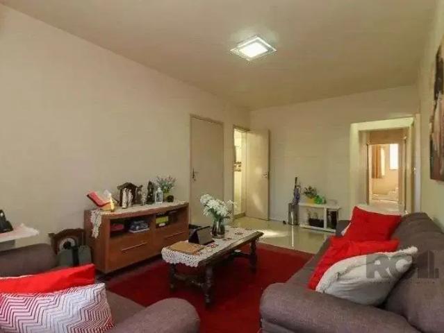 Casa / Sobrado para Venda em Porto Alegre/RS Nonoai 3 Quartos