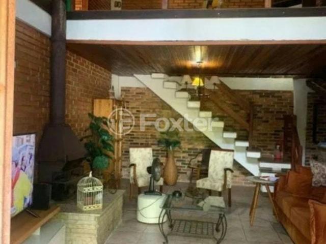 Casa / Sobrado para Venda em Porto Alegre/RS Nonoai 3 Quartos