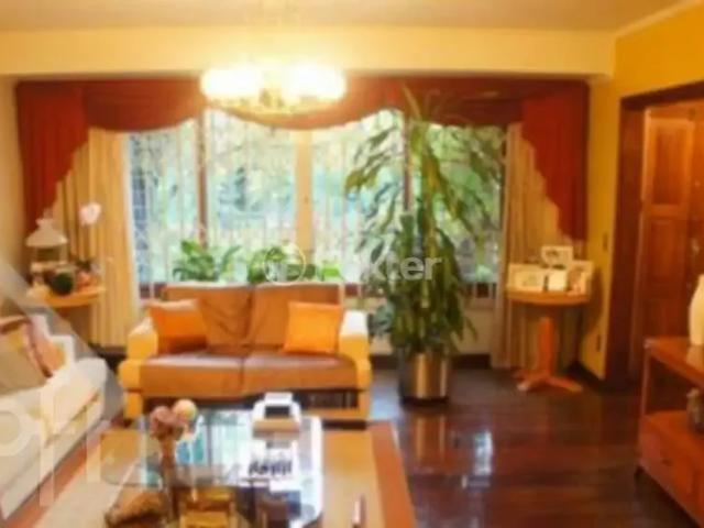 Casa / Sobrado para Venda em Porto Alegre/RS Nonoai 3 Quartos