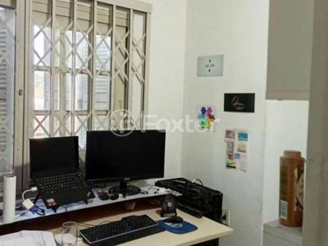 Casa / Sobrado para Venda em Porto Alegre/RS Nonoai 3 Quartos