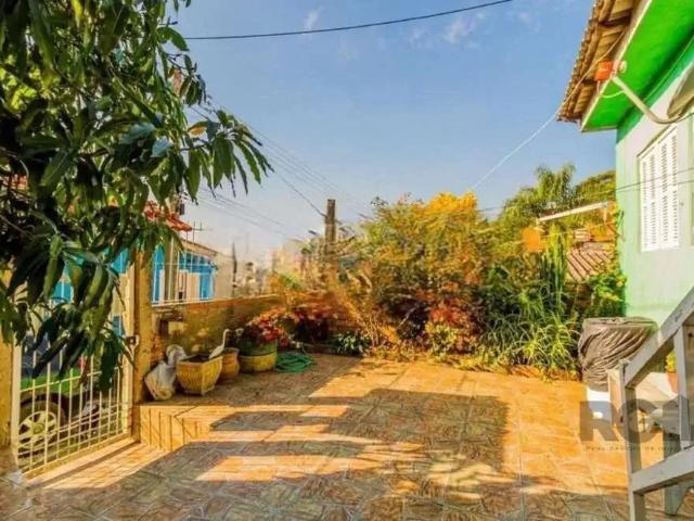 Casa / Sobrado para Venda em Porto Alegre/RS Nonoai 1 Quartos