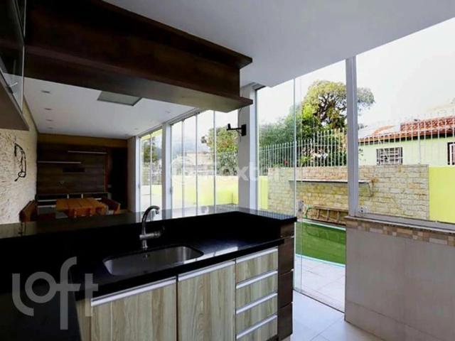 Casa / Sobrado para Venda em Porto Alegre/RS Nonoai 2 Quartos