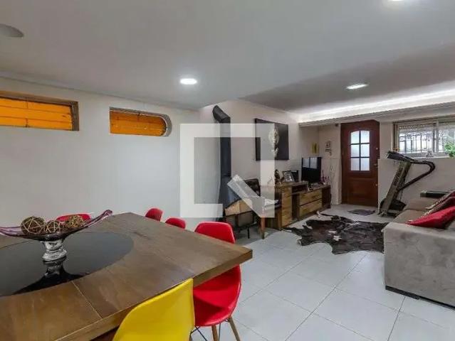 Casa / Sobrado para Venda em Porto Alegre/RS Nonoai 4 Quartos