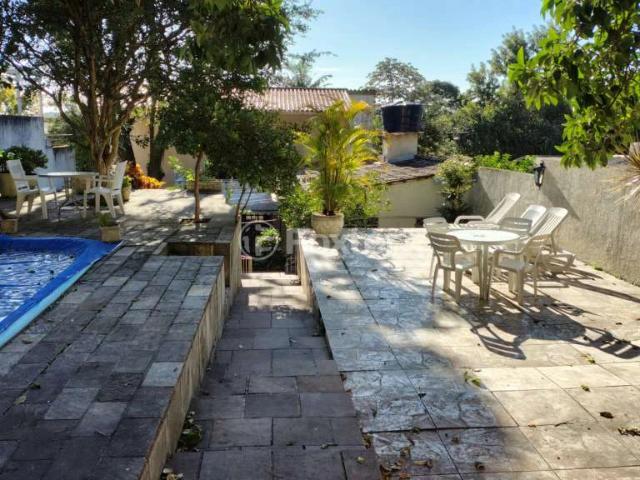 Casa / Sobrado para Venda em Porto Alegre/RS Nonoai 4 Quartos