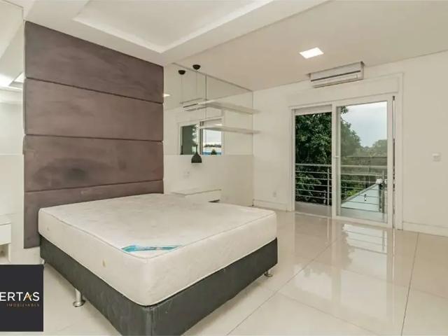 Casa / Sobrado para Venda em Porto Alegre/RS Nonoai 4 Quartos