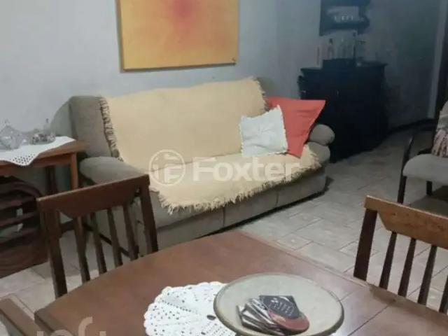 Casa / Sobrado para Venda em Porto Alegre/RS Partenon 4 Quartos
