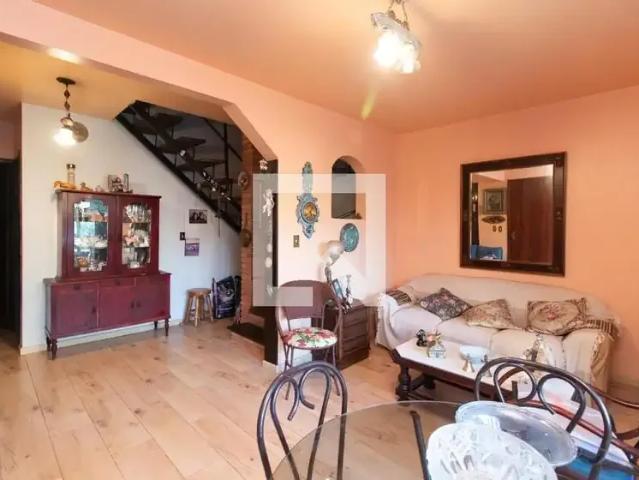 Casa / Sobrado para Venda em Porto Alegre/RS Partenon 4 Quartos