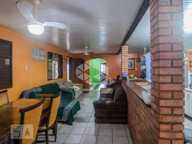 Casa / Sobrado para Venda em Porto Alegre/RS Partenon 4 Quartos