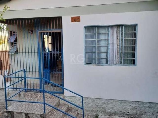 Casa / Sobrado para Venda em Porto Alegre/RS Partenon 4 Quartos