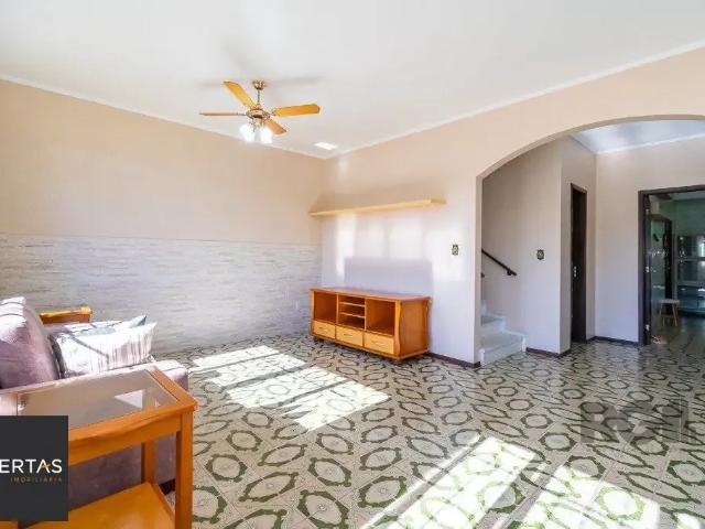 Casa / Sobrado para Venda em Porto Alegre/RS Partenon 4 Quartos