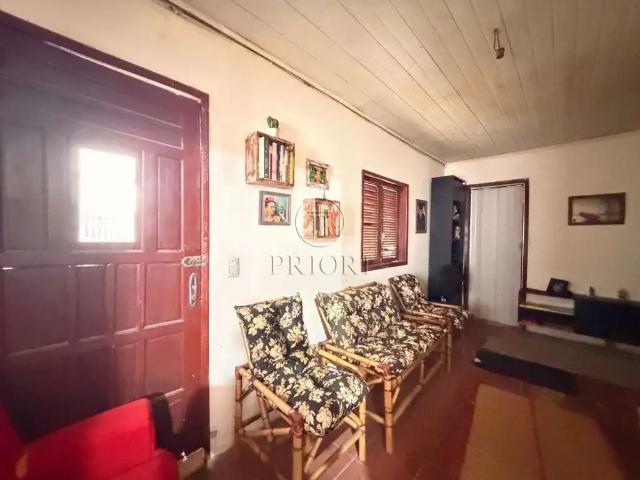 Casa / Sobrado para Venda em Porto Alegre/RS Partenon 5 Quartos