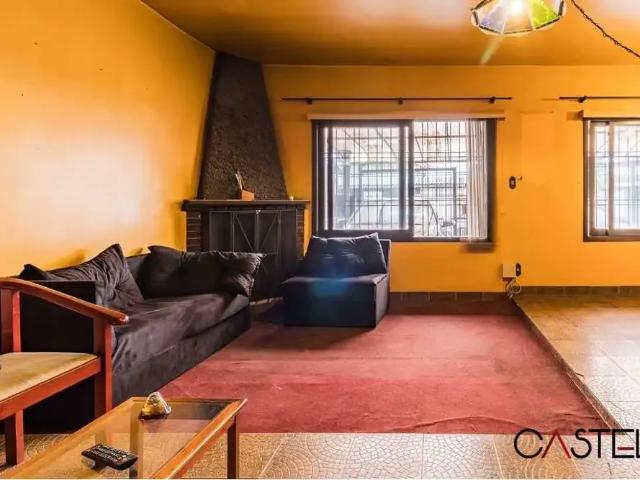 Casa / Sobrado para Venda em Porto Alegre/RS Partenon 3 Quartos