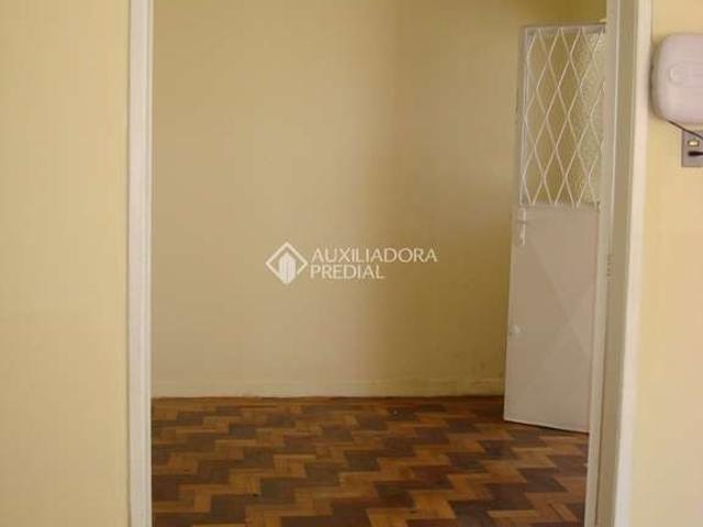 Casa / Sobrado para Venda em Porto Alegre/RS Partenon 3 Quartos