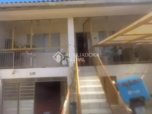 Casa / Sobrado para Venda em Porto Alegre/RS Partenon 3 Quartos
