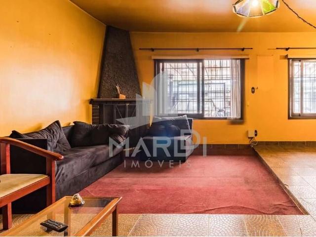 Casa / Sobrado para Venda em Porto Alegre/RS Partenon 3 Quartos