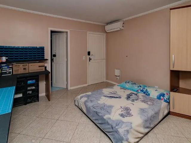 Casa / Sobrado para Venda em Porto Alegre/RS Parque Santa Fé 3 Quartos