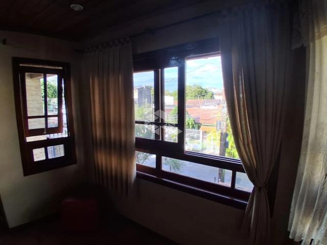 Casa / Sobrado para Venda em Porto Alegre/RS Parque Santa Fé 3 Quartos
