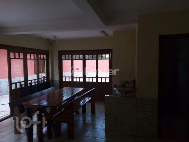 Casa / Sobrado para Venda em Porto Alegre/RS Parque Santa Fé 3 Quartos