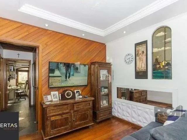 Casa / Sobrado para Venda em Porto Alegre/RS Passo da Areia 4 Quartos