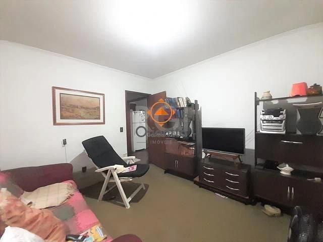 Casa / Sobrado para Venda em Porto Alegre/RS Passo da Areia 4 Quartos