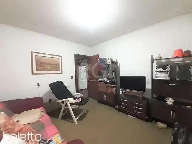 Casa / Sobrado para Venda em Porto Alegre/RS Passo da Areia 4 Quartos