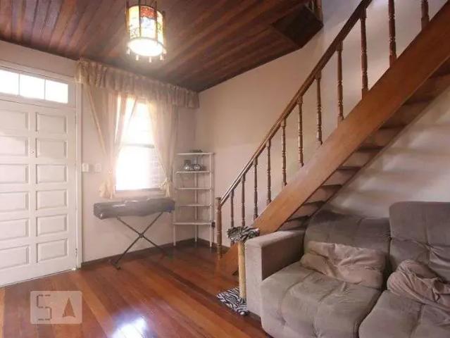 Casa / Sobrado para Venda em Porto Alegre/RS Passo da Areia 4 Quartos